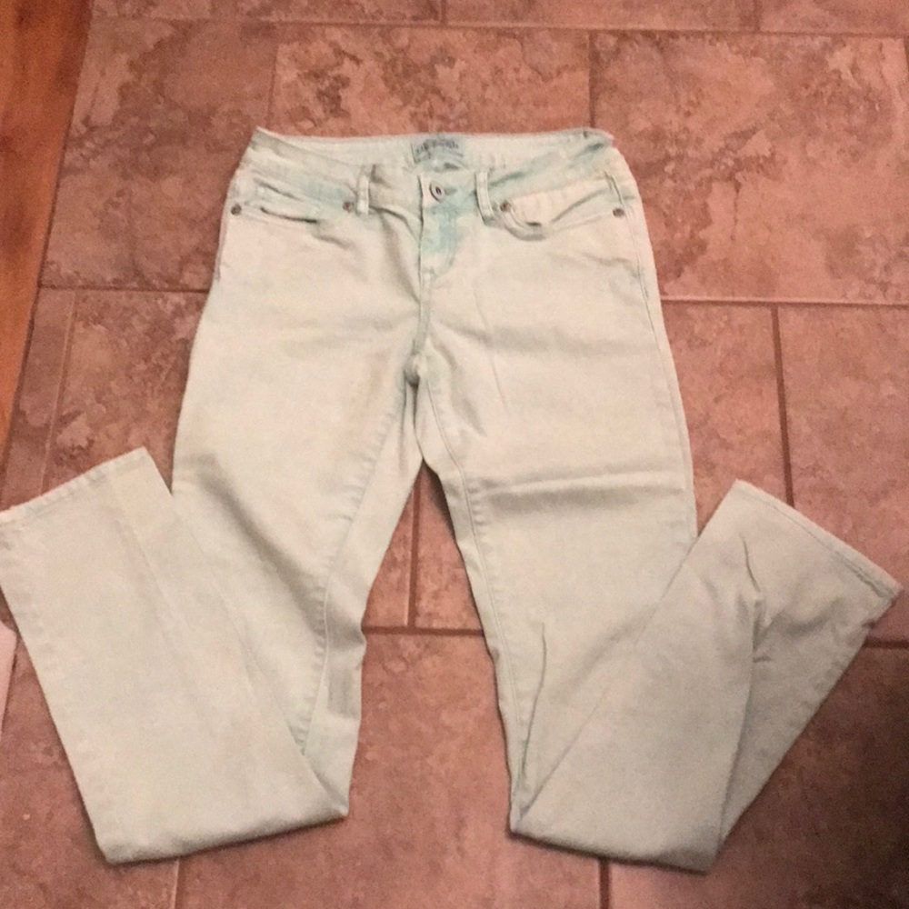 Aeropostale Faded Green “Bayla” Skinny Jeans